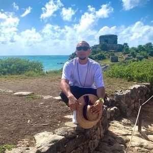 Meet your Posher, Erick